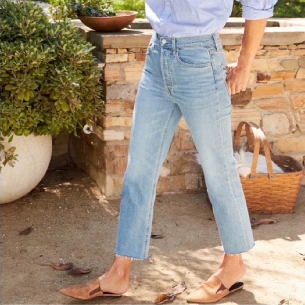 Frank & Eileen Monaghan Button Fly High Rise Raw Hem Straight Leg Mom Jeans 30